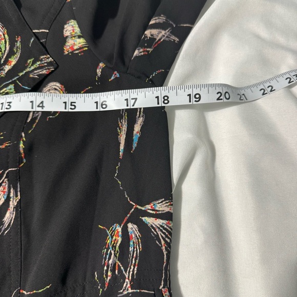 Aritzia Babaton Quincy Black Floral Trench Coat Pockets Tie Closure Size Small - Picture 12 of 14